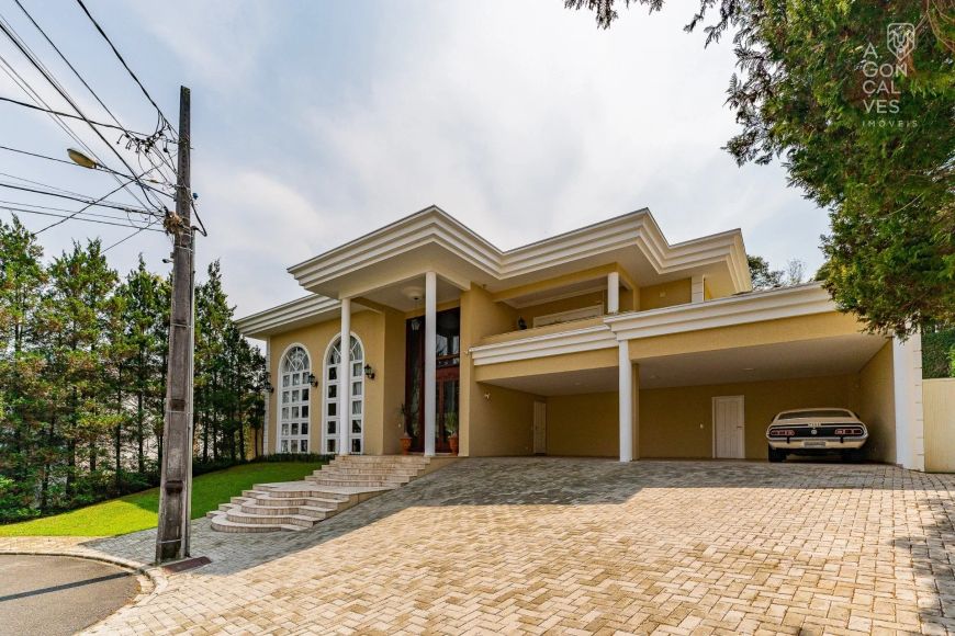 Casa em Condomínio, 04 Suítes, 08 Vagas, Piscina, Santa Felicidade, Curitiba.