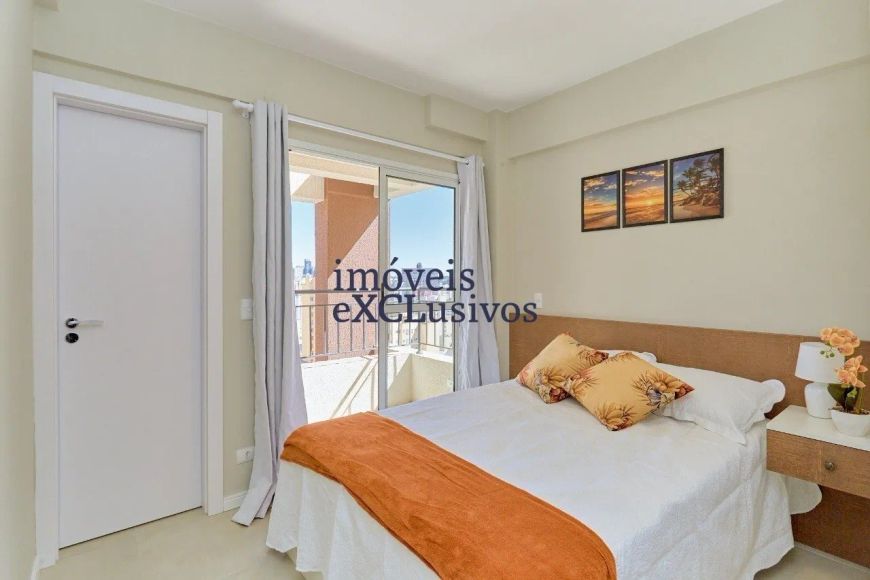 Apartamento mobiliado com 1 suíte no Centro.