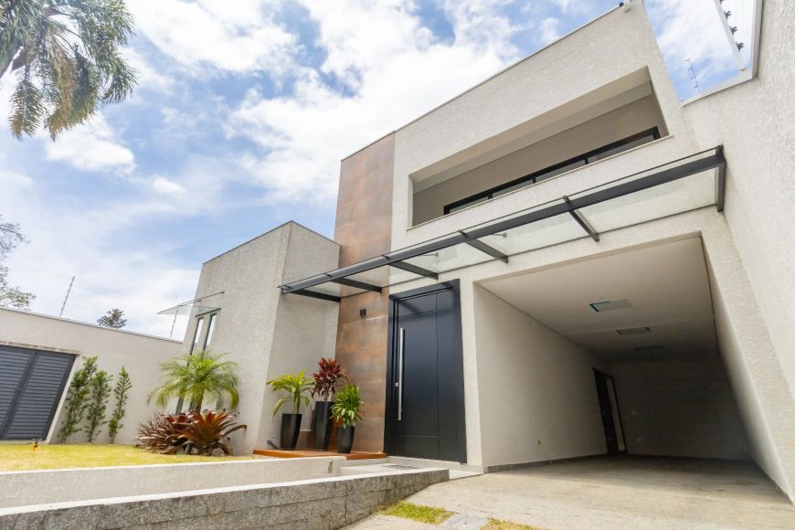 Casa à Venda com 4 quartos no Jardim Social em Curitiba