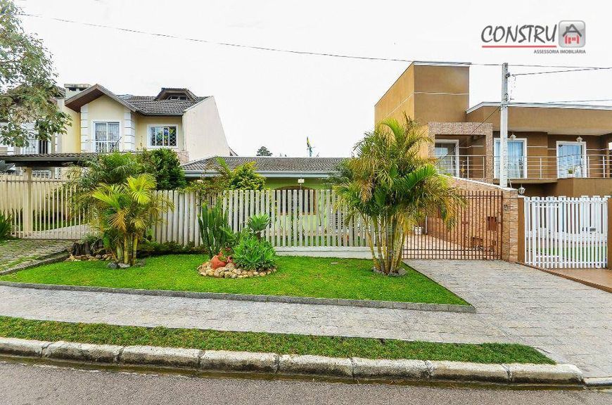 Casa no Atuba de 179 m² com 3 quartos
