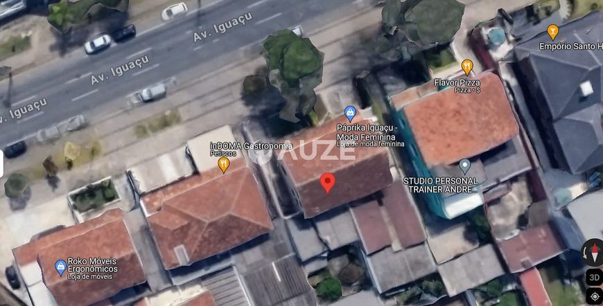 Casa com terreno de 352m² na Avenida Iguaçu