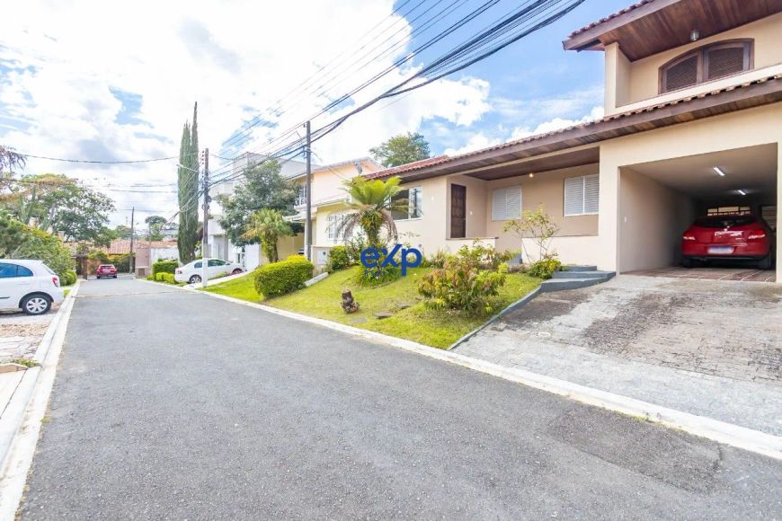 CASA EM CONDOMINIO FECHADO NO SANTA FELICIDADE