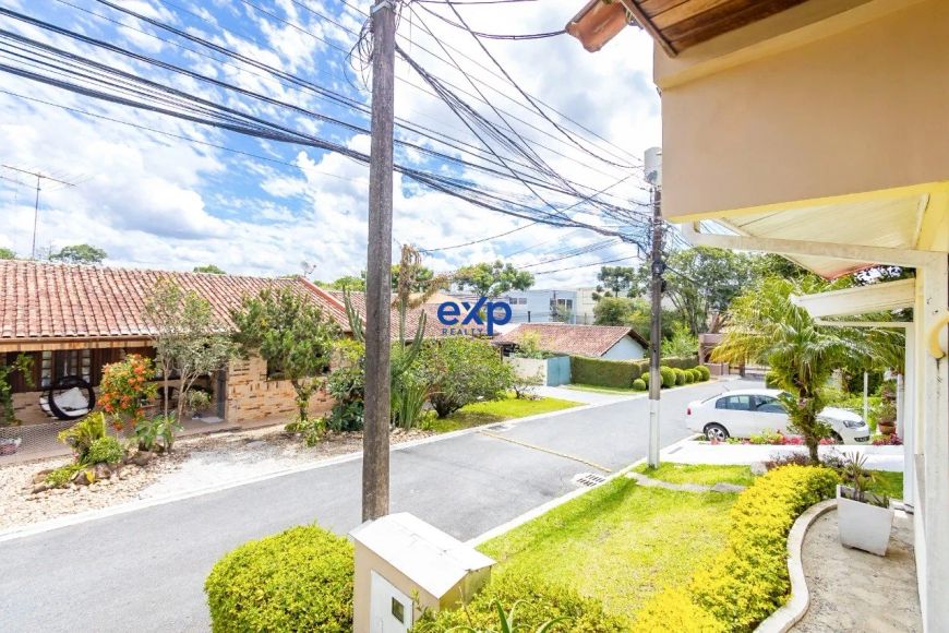 CASA EM CONDOMINIO FECHADO NO SANTA FELICIDADE