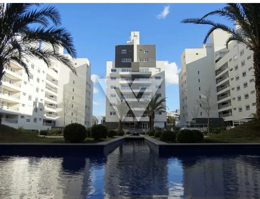Apartamento no Agua Verde, Ed Quartier, 159m, 3 suites, 3 vagas, sacada com churrasqueira