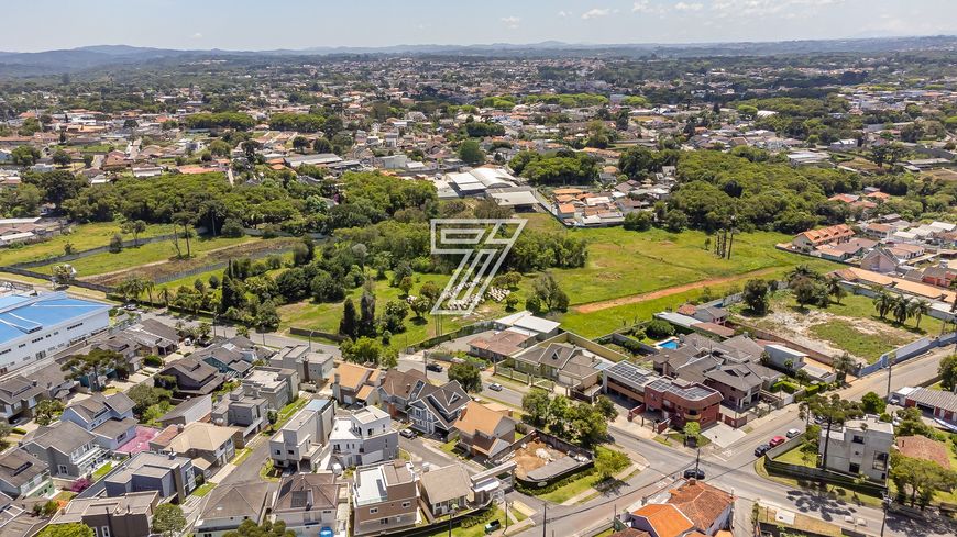 Terreno em Condomínio fechado, com 251m² privativos em Santa Felicidade - Curitiba - PR