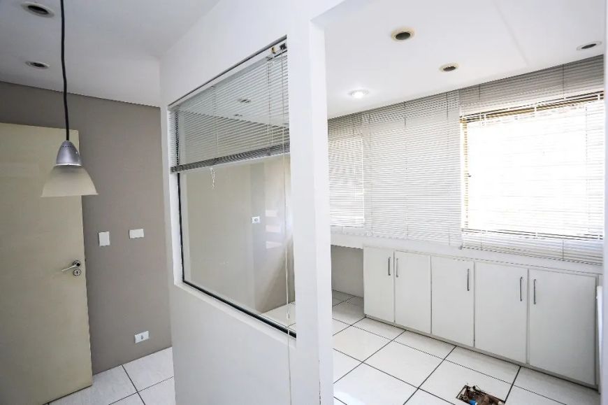 Casa Comercial à venda por R$ 1800000.00, 329.50 m2 - AGUA VERDE - CURITIBA/PR