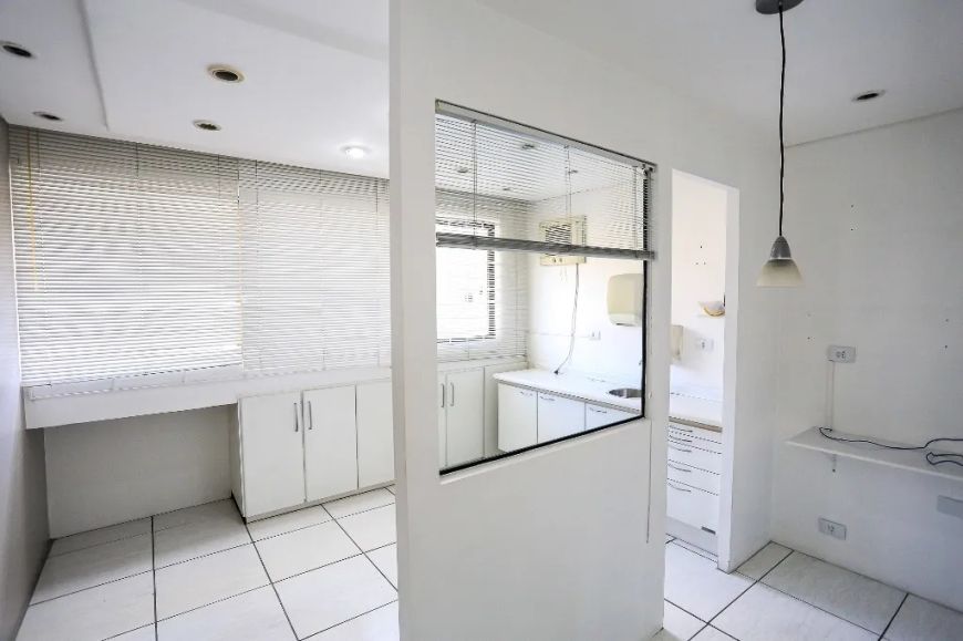 Casa Comercial à venda por R$ 1800000.00, 329.50 m2 - AGUA VERDE - CURITIBA/PR