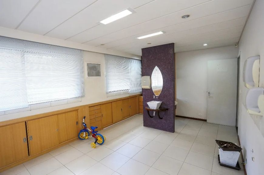 Casa Comercial à venda por R$ 1800000.00, 329.50 m2 - AGUA VERDE - CURITIBA/PR
