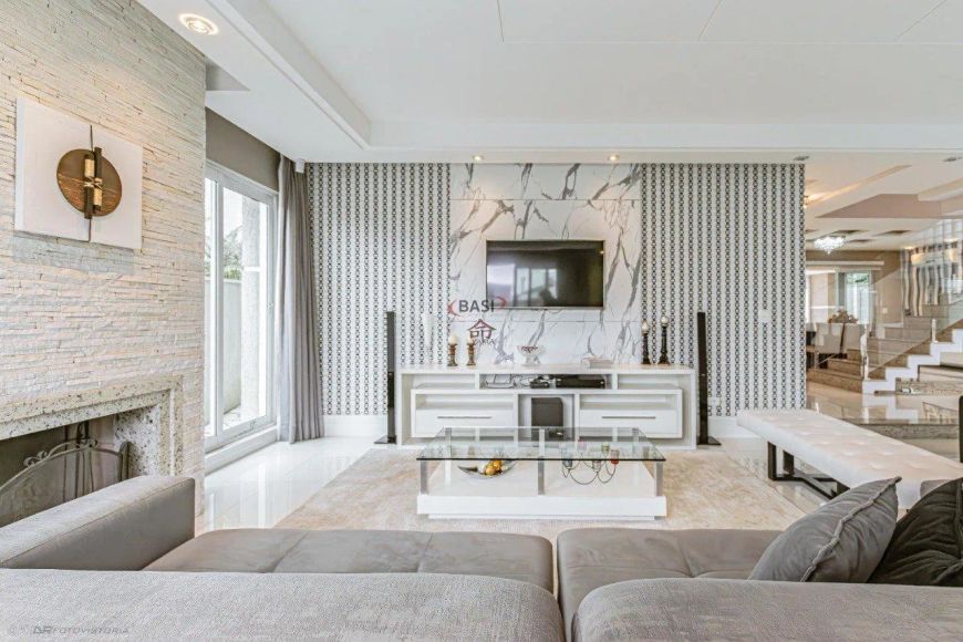 casa cond. Terra da Mata toda mobiliada, com 4 suítes e piscina.