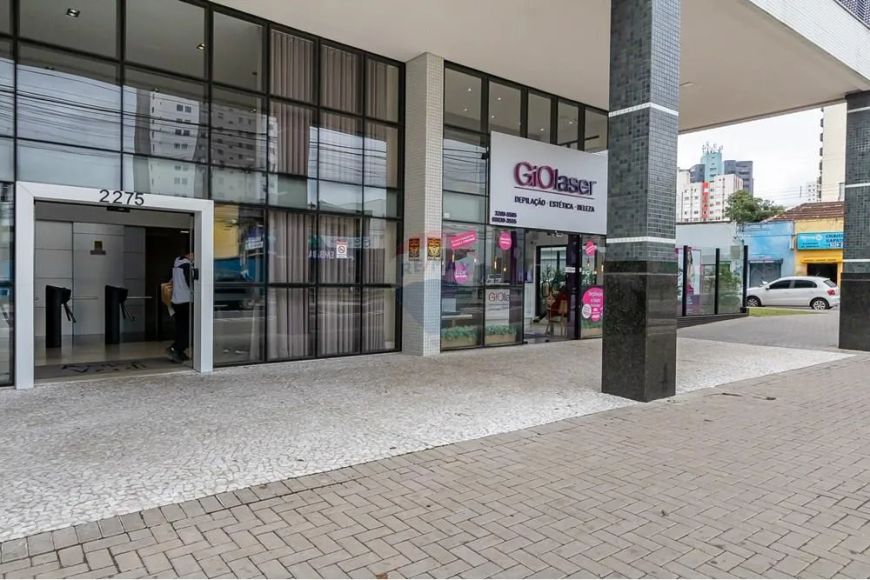 Imóvel para aluguel com 38 metros quadrados em Portão - Curitiba - PR