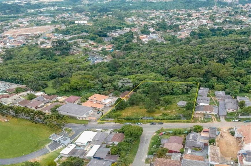 Imóvel para venda tem 4894 metros quadrados em Vista Alegre - Curitiba - PR