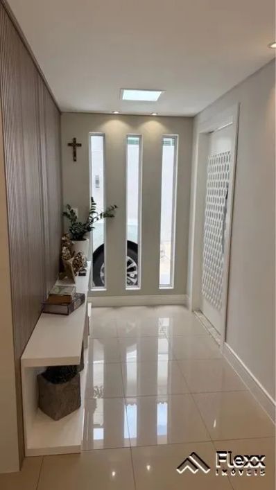 Sobrado com 3 dormitórios à venda, 180 m² por R$ 1.290.000,00 - Alto Boqueirão - Curitiba/PR