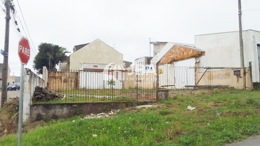 Raridade ! Terreno de esquina sem benfeitorias