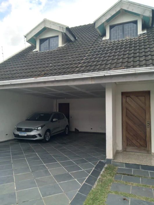 Excelente Sobrado com 297m2 5 dorm (2suites) no Guaíra - Curitiba - PR