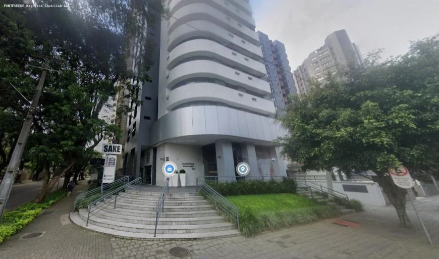 Sala Comercial para Venda em Curitiba, Água Verde, 2 banheiros
