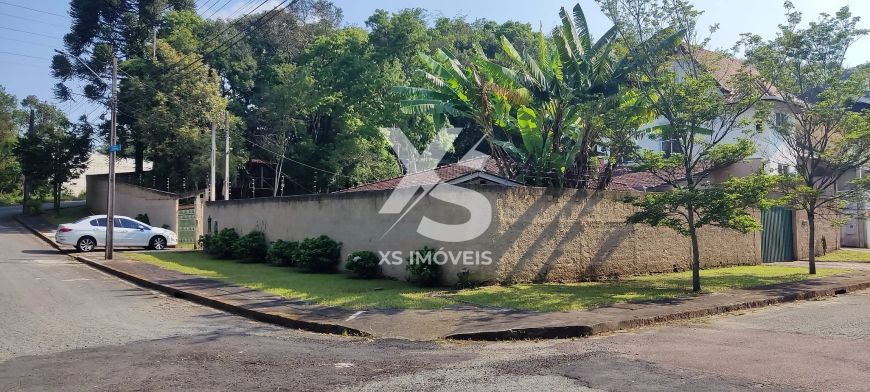 Terreno de esquina à Venda, Santa Felicidade. Estuda Permuta parcial próximo à 50% do negócio.