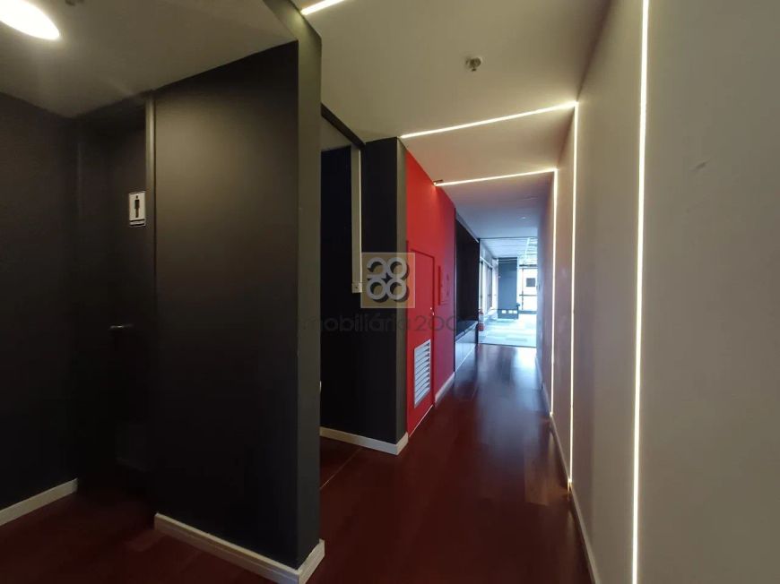Conjunto Comercial - R Marechal Deodoro, 717 - Centro - Curitiba - PR