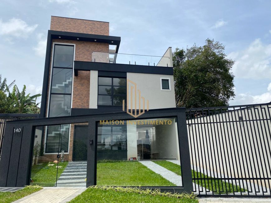 Sobrado em Butiatuvinha, Curitiba/PR