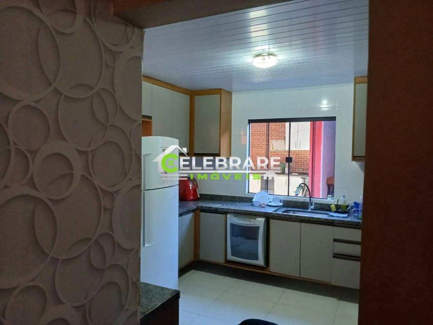 CASA SITIO CERCADO! 03 QTOS,02 BANHEIROS,CHURRASQ.,GAR. COBERTA