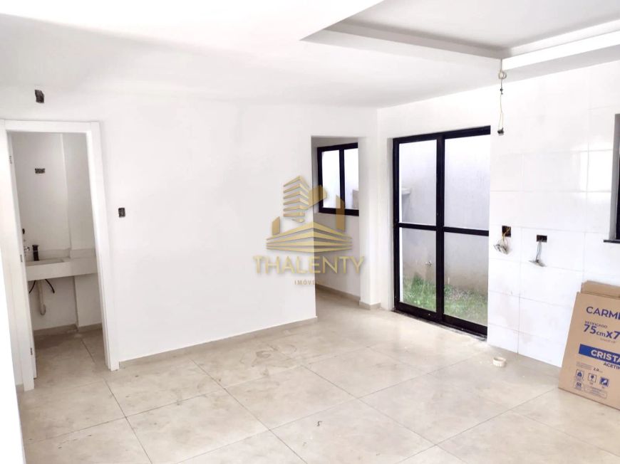 SOBRADO com 3 dormitórios à venda por R$ 890.000,00 no bairro Tingui - CURITIBA / PR