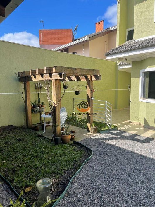 Casa com 3 dormitórios à venda, 305 m² por R$ 1.550.000,00 - Pinheirinho - Curitiba/PR