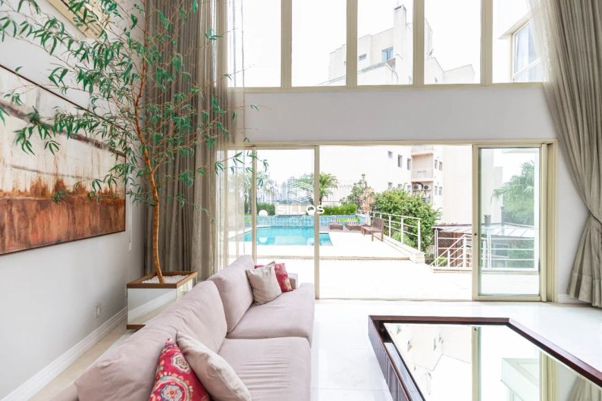 Casa para locação em condominio com 5 quartos no Mossunguê