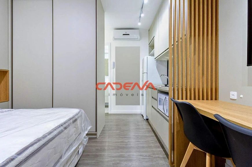 Studio com 1 vaga para aluguel no Centro