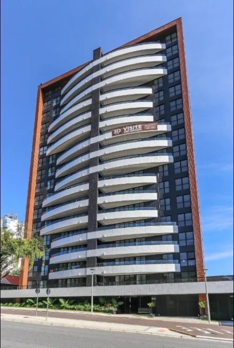 Imóvel para venda possui 110 metros quadrados com 3 quartos em Bacacheri - Curitiba - PR