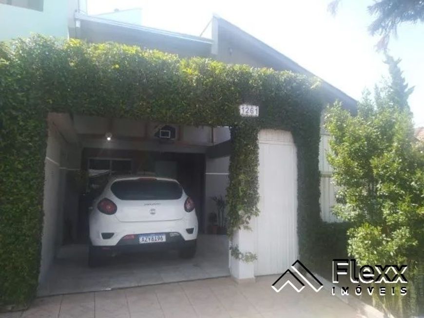 Casa + sobrado, com 6 dormitórios à venda, 350 m² por R$ 1.450.000 - Xaxim - Curitiba/PR
