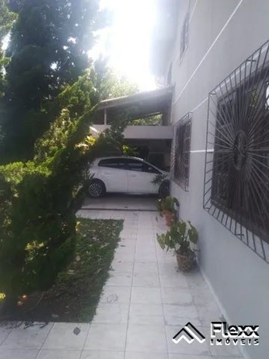 Casa + sobrado, com 6 dormitórios à venda, 350 m² por R$ 1.450.000 - Xaxim - Curitiba/PR