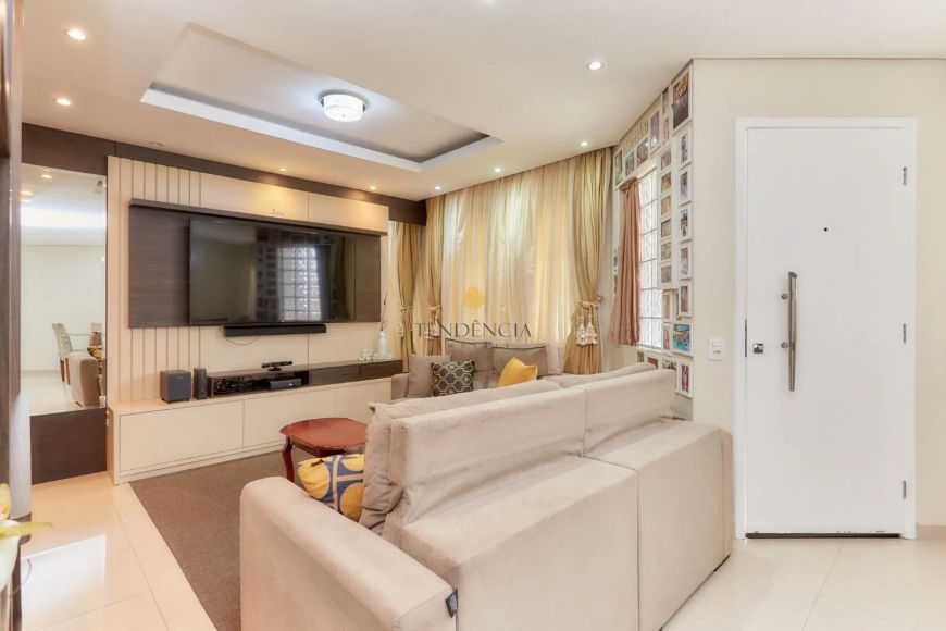 Sobrado com 3 dormitórios à venda, 165 m por R 870.000,00 - Xaxim - Curitiba PR
