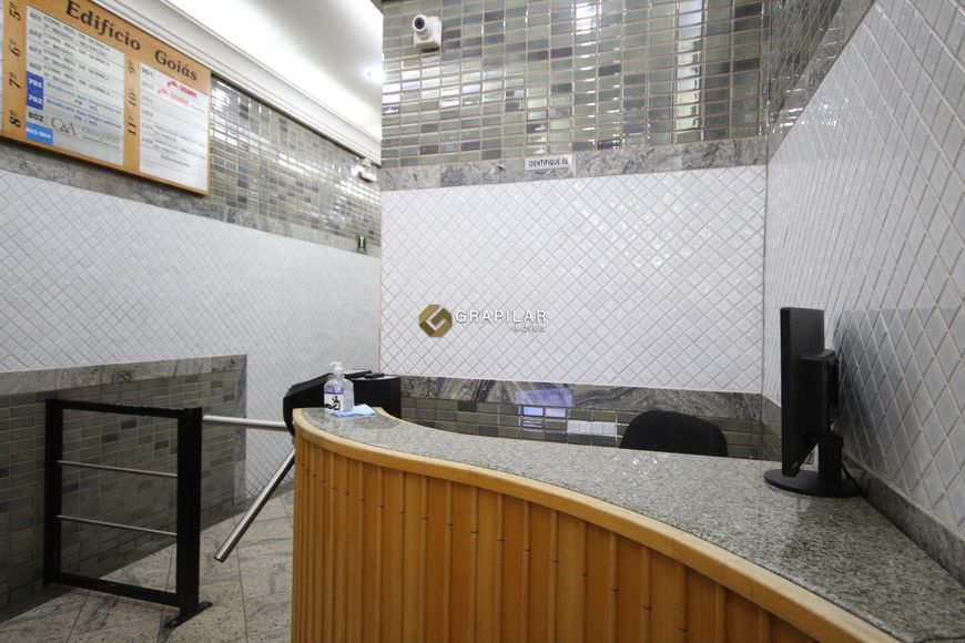 Sala comercial à venda em ótima localização no centro de Curitiba