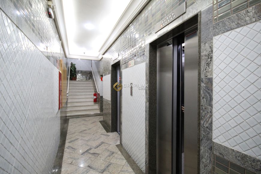 Sala comercial à venda em ótima localização no centro de Curitiba