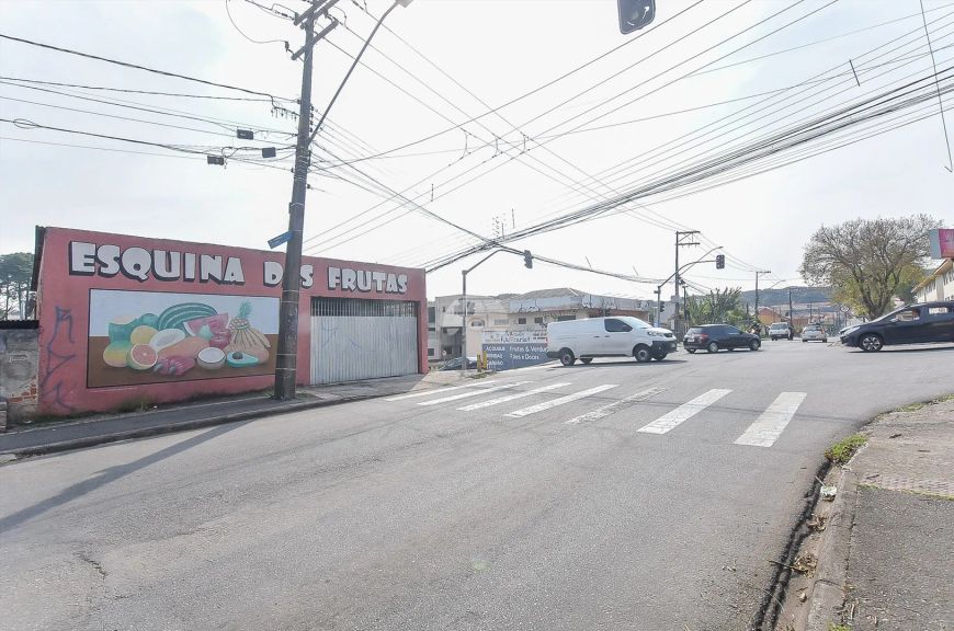 Terreno de Esquina comercial com 300m2 - 10x30