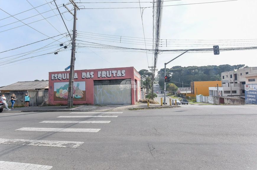 Terreno de Esquina comercial com 300m2 - 10x30