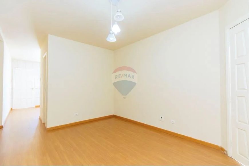 Casa térrea em Condomínio fechado de 58m² com 2 quartos, 1 uma suíte no Bairro Alto.