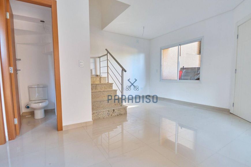 Sobrado com 3 dormitórios à venda, 128 m² por R$ 690.000,00 - São Braz - Curitiba/PR