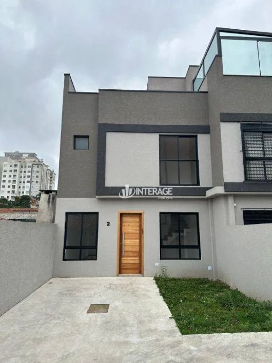 Sobrado com 3 Quartos à venda, 102 m² por R$ 699.000 - Lindóia - Curitiba/PR
