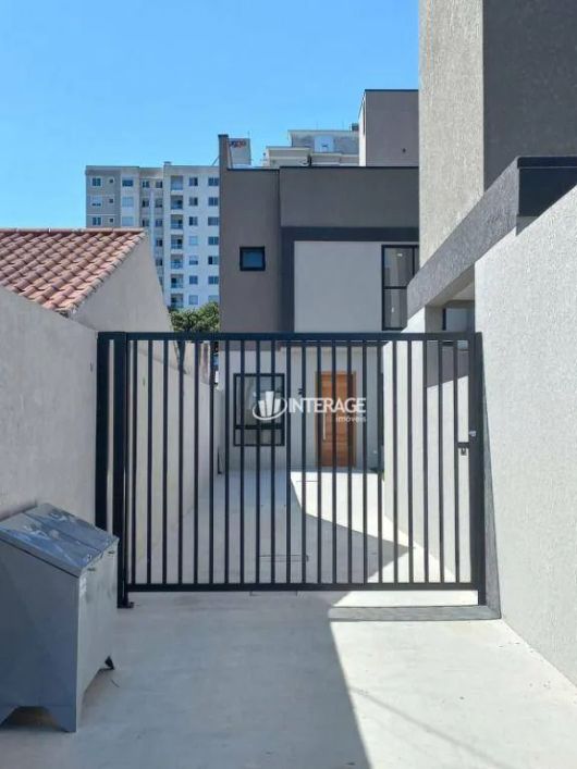 Sobrado com 3 Quartos à venda, 102 m² por R$ 699.000 - Lindóia - Curitiba/PR