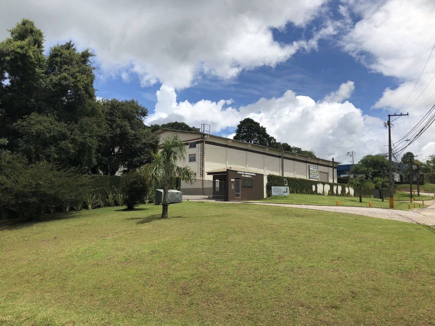 Galpão para locação 900 m2 com doca em Cidade Industrial - Curitiba - PR