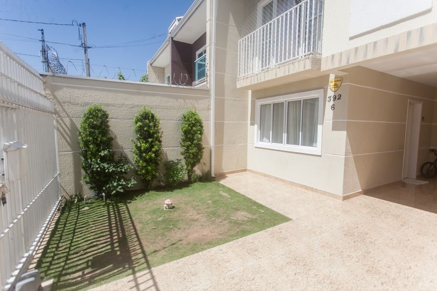 Lindo Sobrado com localização Privilegiada no Neoville