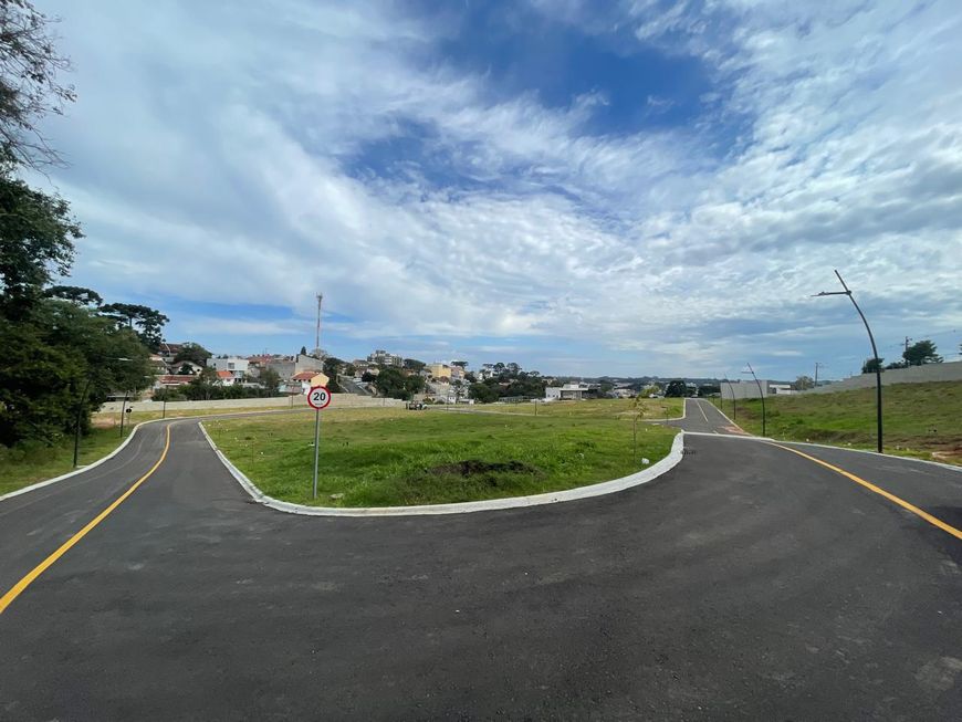 OPORTUNIDADE ÚNICA, O MAIOR TERRENO DO CONDOMÍNIO, COM 336,21 M².