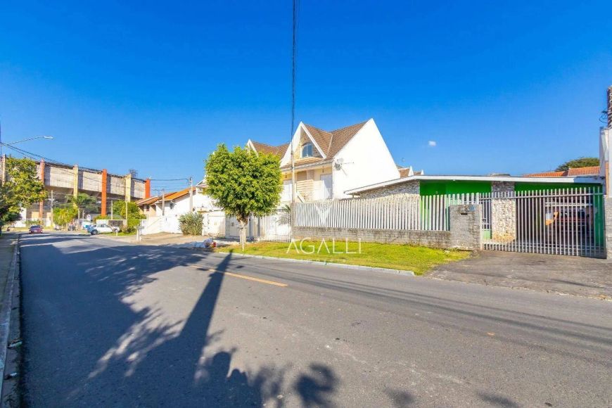 Casa com 3 dormitórios à venda, 211 m² por R$ 1.350.000,00 - Tarumã - Curitiba/PR