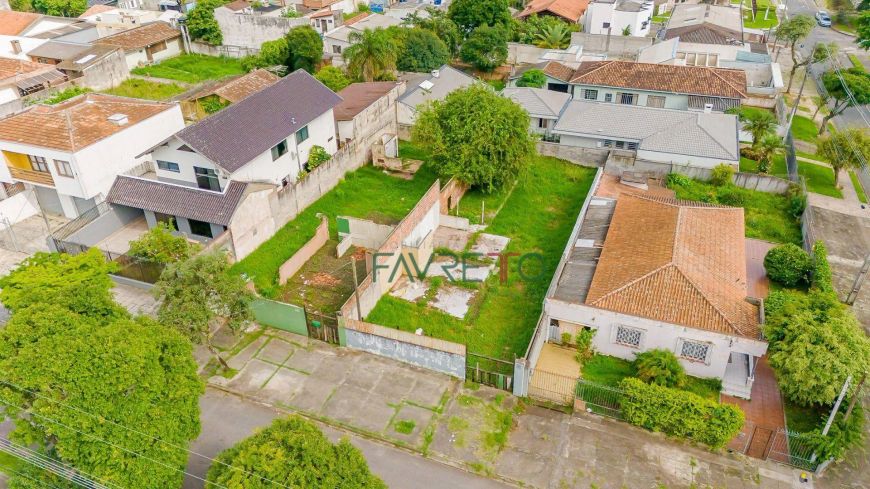 Terreno 704m² no Parolin