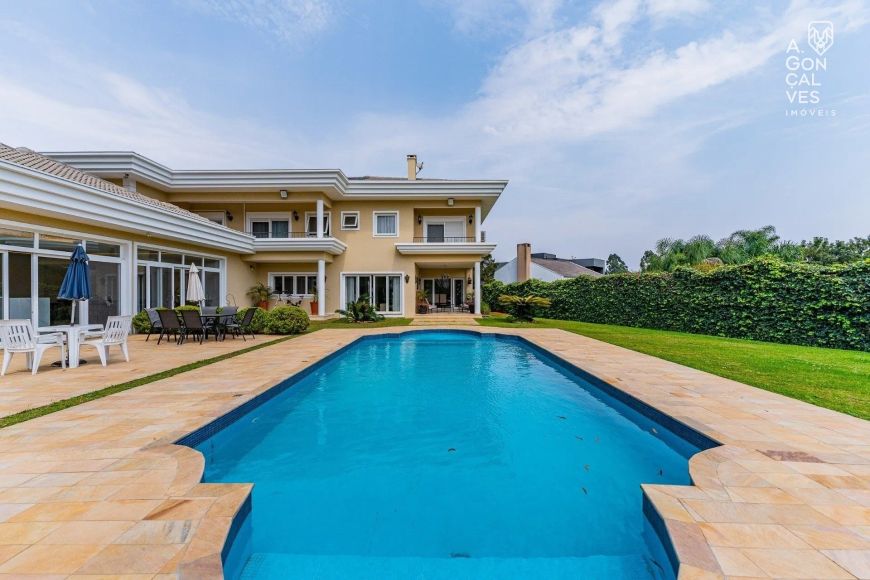 Casa em Condomínio, 04 Suítes, 08 Vagas, Piscina, Santa Felicidade, Curitiba.