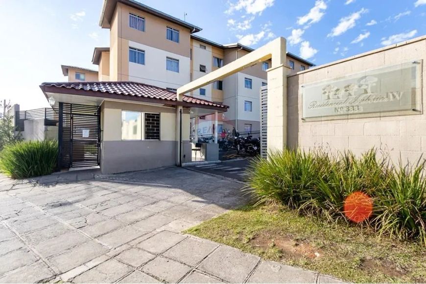 Apartamento à Venda Condomínio Imbuia IV, bairro Santa Cândida 2 quartos.