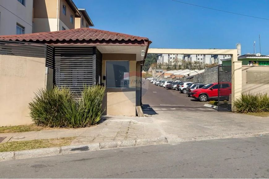 Apartamento à Venda Condomínio Imbuia IV, bairro Santa Cândida 2 quartos.
