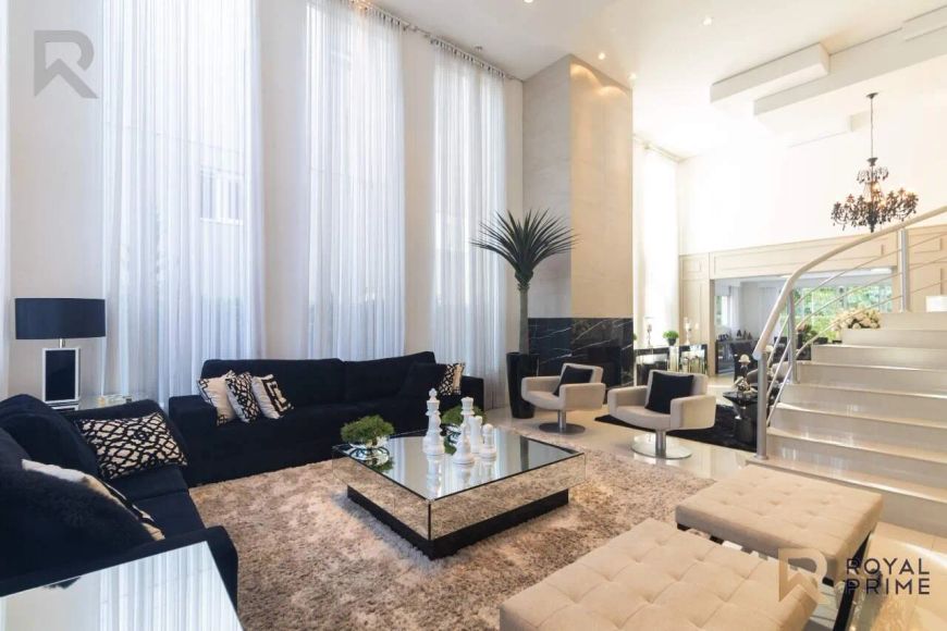 Casa Alto Padrão em Condomínio, Mobiliada, com Jardim, Piscina e 3 suítes à venda - 420m2 - Campo Co