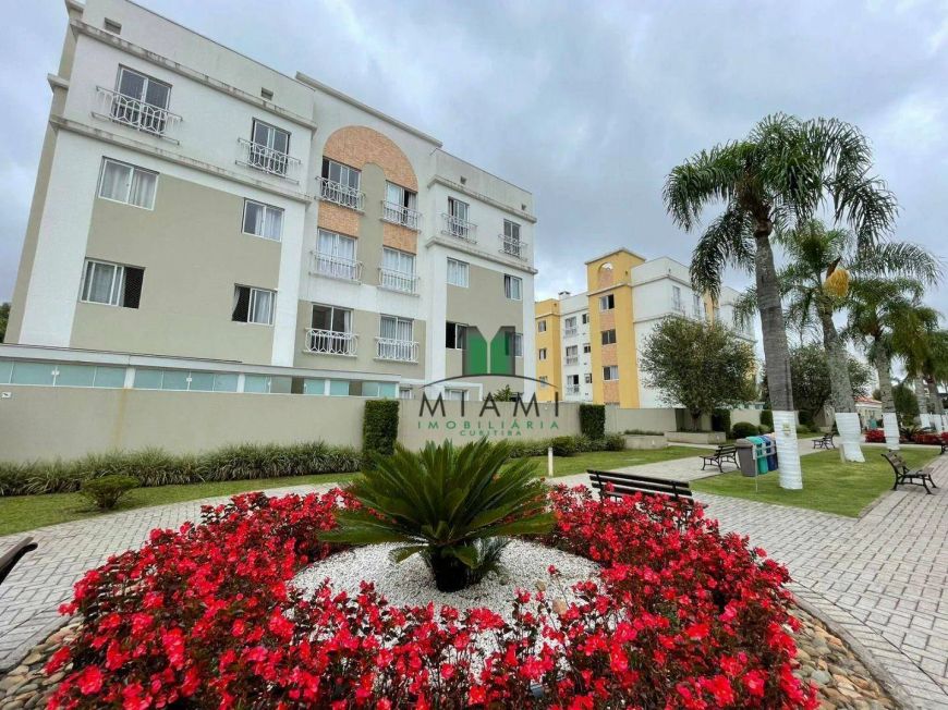 Apartamento com 2 dormitórios para alugar, 50 m² por R$ 2.553,80/mês - Capão Raso - Curitiba/PR