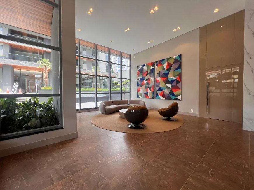 Luxuoso apartamento no Batel com 3 suítes e 2 vagas em Curitiba.